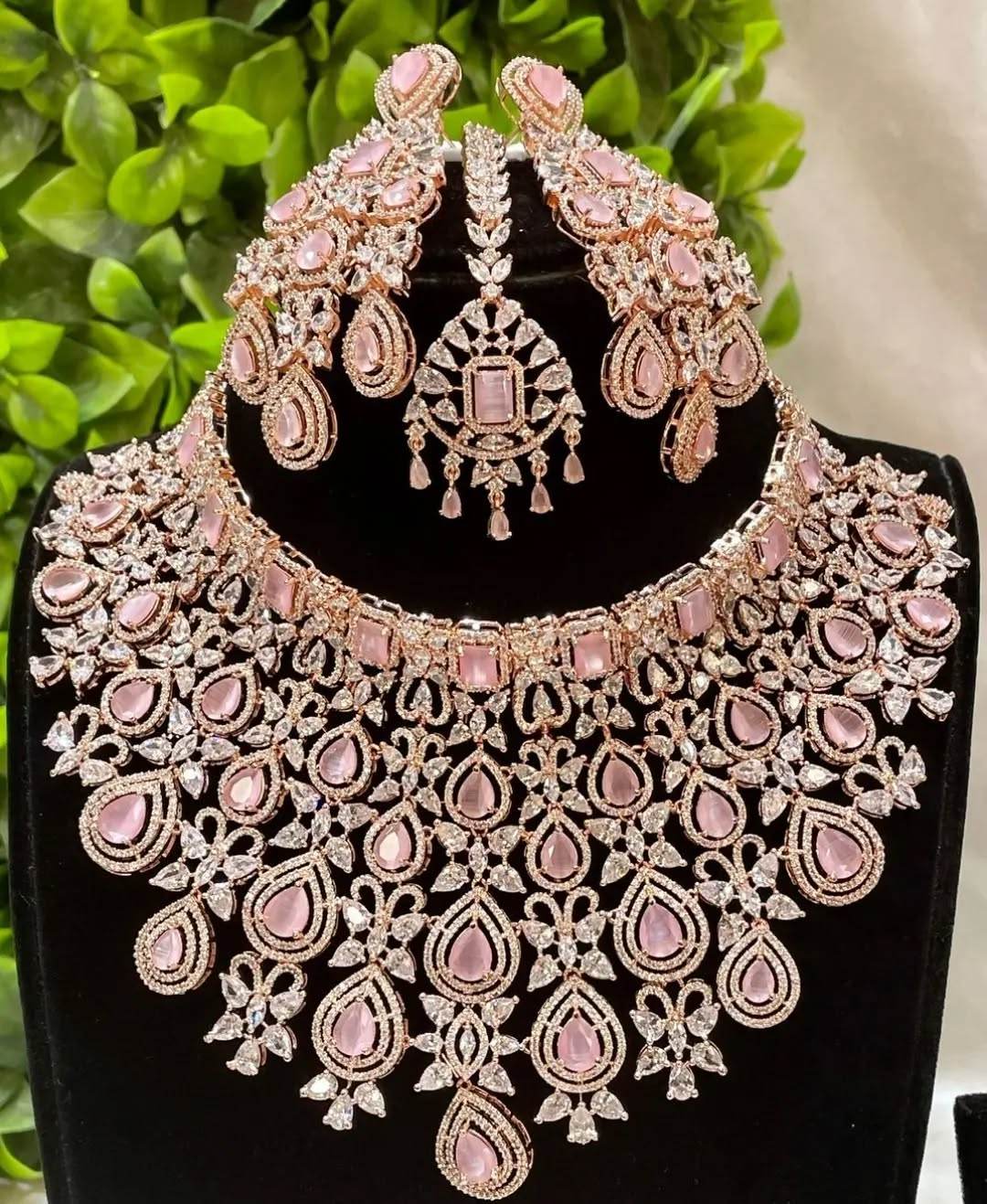 Fashion Latest Choker Design Antique Kundan Traditional Necklace Jewellery Set for Women - Rajputtrade
