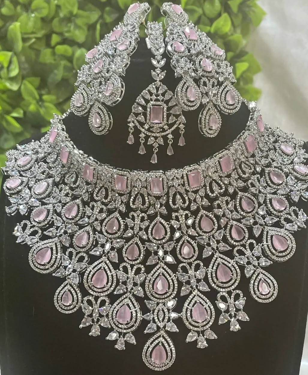 Fashion Latest Choker Design Antique Kundan Traditional Necklace Jewellery Set for Women - Rajputtrade